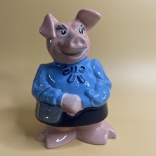 Wade Nat West Lady Hilary Pig