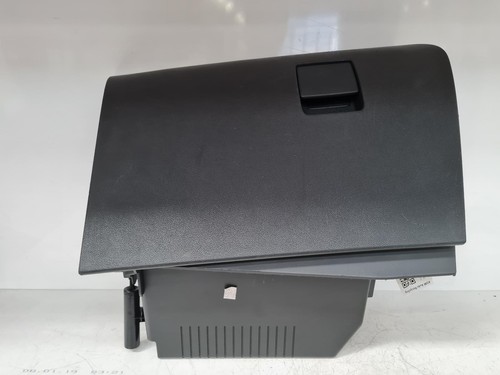 Vauxhall astra 2010 glovebox - vauxhall,