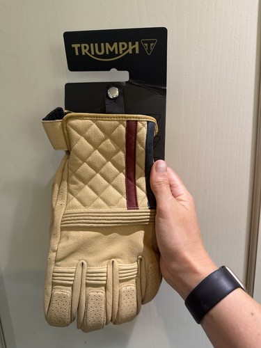 Bnwt genuine triumph - triumph, sulby