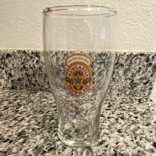 Newcastle brown ale - brown, pint