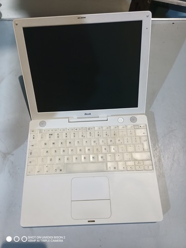 Apple ibook a1005 laptop - apple,