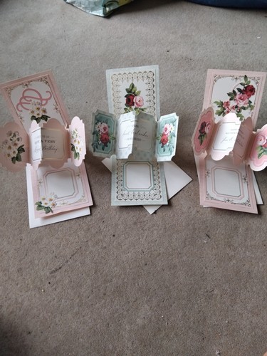 Anna griffin pop cards - 3,