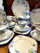 Stunning Art Deco Sutherland China 21 Piece Tea Set