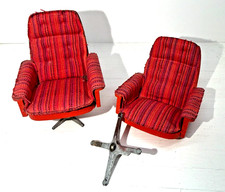 VINTAGE DOLLSHOUSE MINIATURE 2