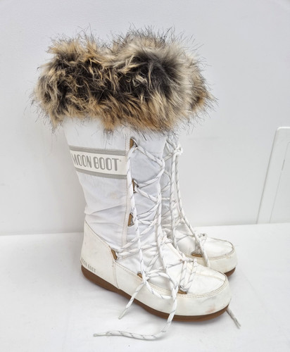 Moon boots the - the, original