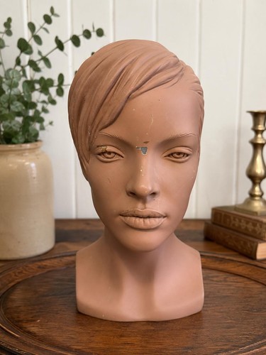 Vintage female mannequin head - mannequin,
