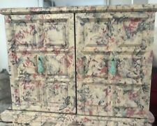 Vintage sewing/craftwork/stationery cabinet