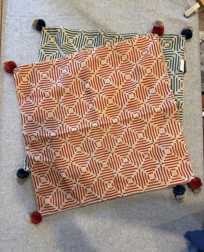 Oka cushion covers brick red - brick,
