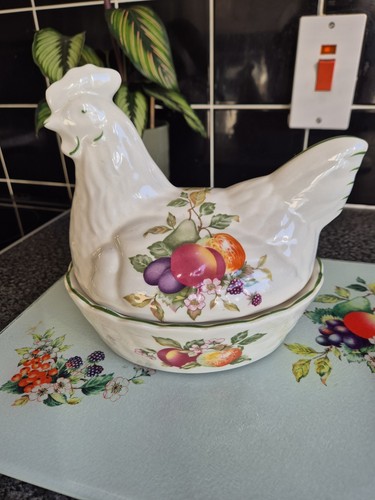 Vintage ceramic hen nest - vintage,