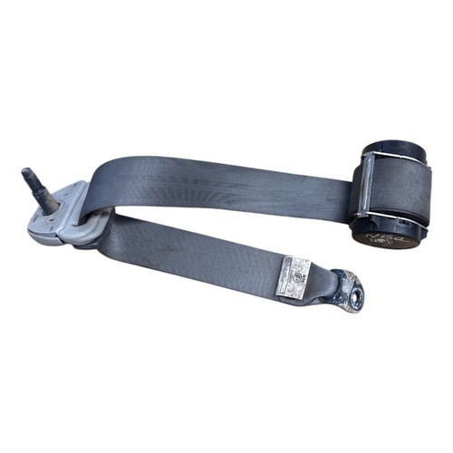 Toyota hilux seat belt rear - belt,