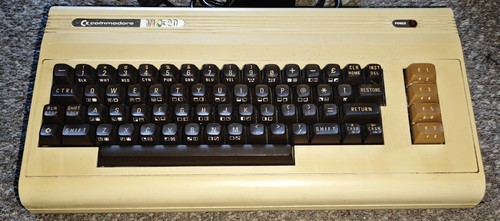 Commodore vic fully - commodore,