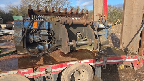 Screener bucket fits load - fits, on