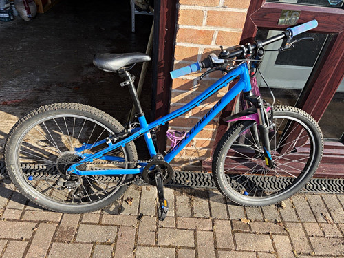 Specialized hotrock 24in - specialized,