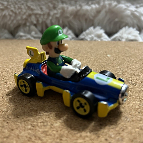 Mario kart luigi - mario,