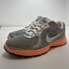 Nike Air Relentless Running Shoes Women's Size 8.5 Silver Sneakers  443861-014