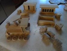Antique SCHOENHUT Train set