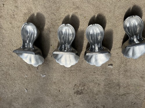 Cast iron ball claw feet - iron,
