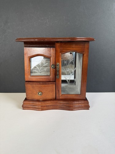 Vintage jewellery box - jewellery, cabinet