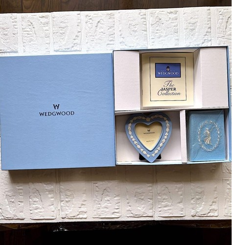 Wedgwood photo photograph - wedgwood,