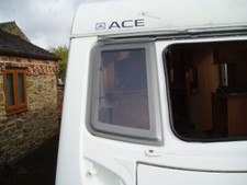 CARAVAN  WINDOW SWIFT ACE AWARD 2006