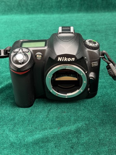 Nikon d50 camera body - body, only