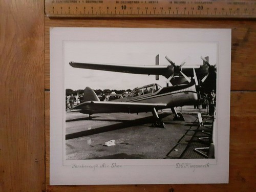 Mounted photograph - , de