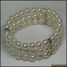 Pearl Bracelet 3 Strands |