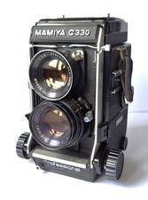 Mamiya C330 Professional camera with blue dot 80mm f2.8 lens C330 TLR