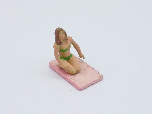 Preiser figure lady - lady, sunbathing