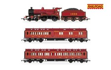 Hornby R30377 OO Gauge Train