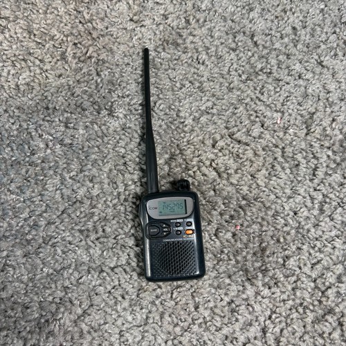 Icom communications receiver - communications,