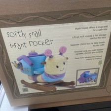 Softly Snail infant rocker