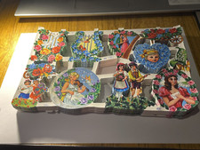 Vintage embossed die cut paper scraps MLP #1570 - VICTORIAN STYLE FLOWERS 1980'S