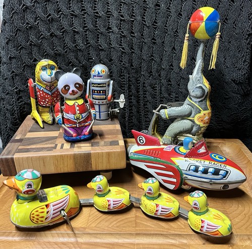 Vintage tin wind toy lot - lot, 6