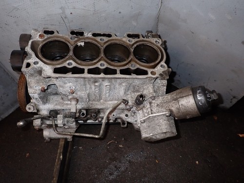 Engine block complete g8db - complete,
