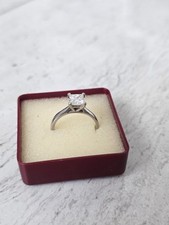 Beautiful Princess Cut Diamond And Platinum Ring Size M