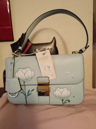 Nwt hanley close beautiful - nwt,