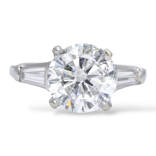 Gia round brilliant - round,