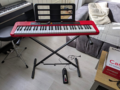 Casio s200rd keyboard - casio, ct-s200rd