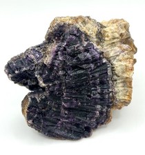 ROUGH BLUE JOHN FLUORITE, DERBYSHIRE. MINERAL SPECIMEN. 7cmx7cm.