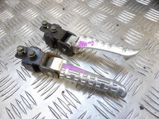 PGO GMAX 125 2013 LEFT AND RIGHT FOOT PEGS