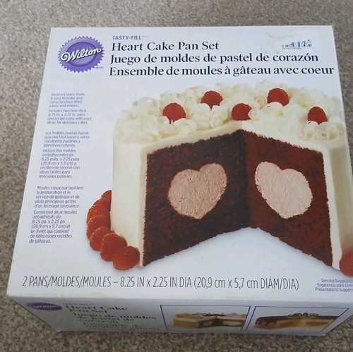 Wilton heart cake - cake, pan