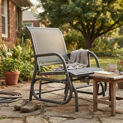 Sturdy metal frame - sturdy,