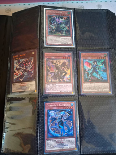 Binder collection - yu-gi-oh!,