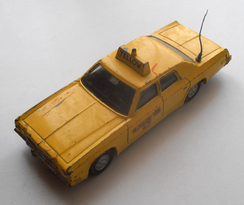 Dinky plymouth gran fury taxi - dinky,