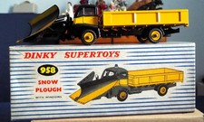 DINKY TOYS 958 GUY WARRIOR