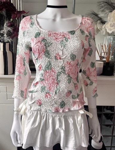 Vintage y2k rose print crinkle - print,