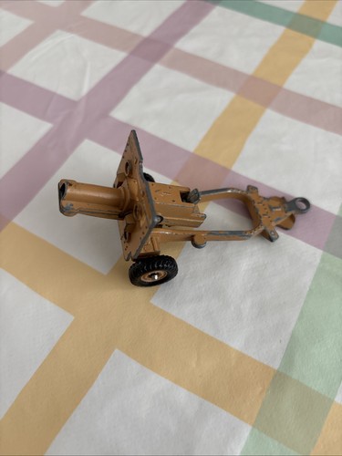 Gorge anti tank gun - tank,