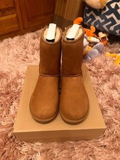 Ugg Classic Short II Boots Uk Size 5 Cost £185
