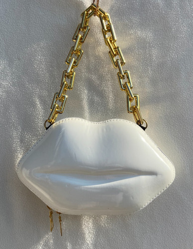 Lips shape chain shoulder - shape,